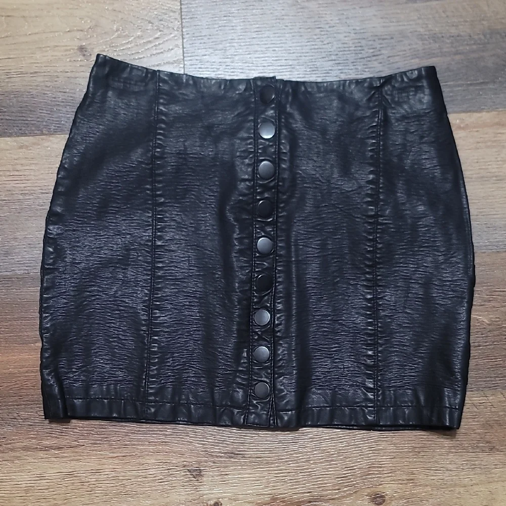 Free People Black Button-Front Vegan Leather Mini Skirt